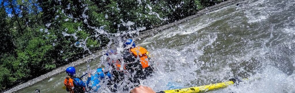 TOP 5 THINGS TO EXPECT On A  #RAFTBACKSIDE Trip