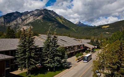 Banff Park Lodge