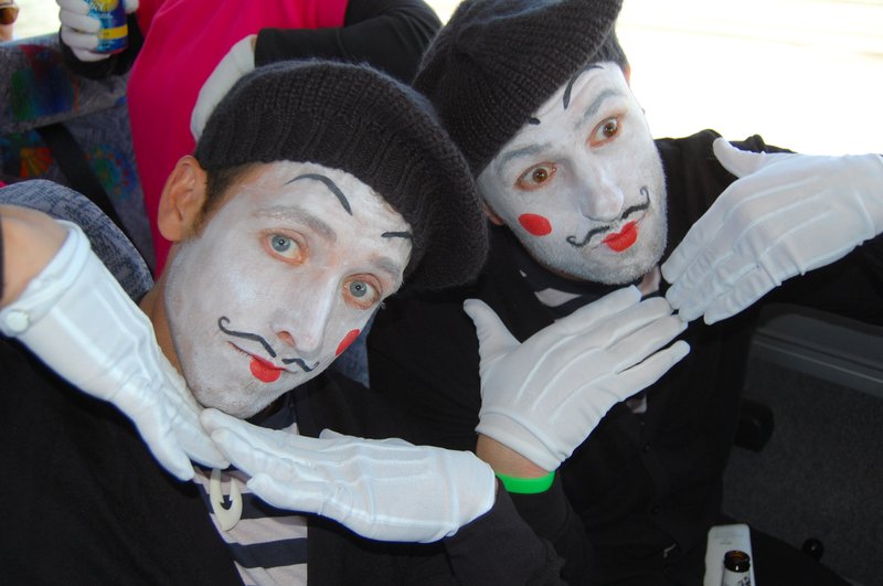 mime