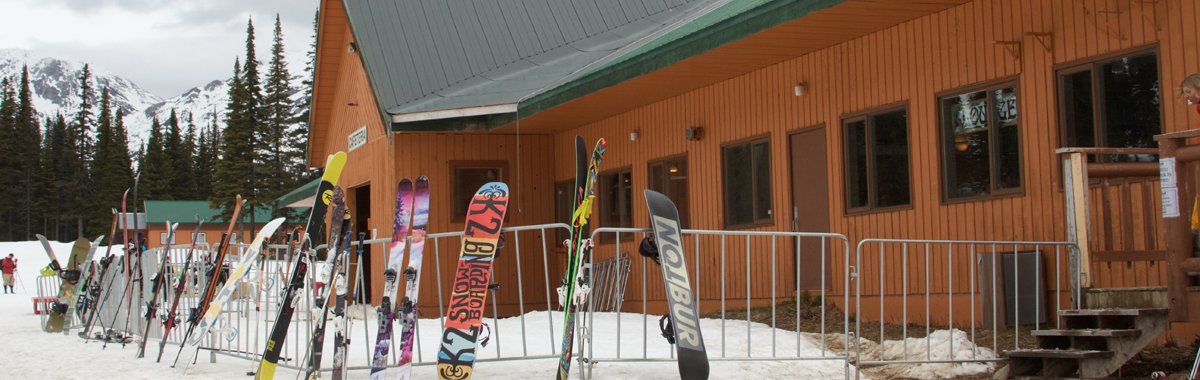 Powder King Mountain Hostel (Chateau Atco)
