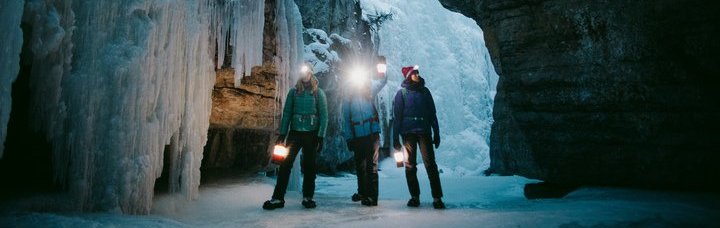 Maligne Canyon Icewalks