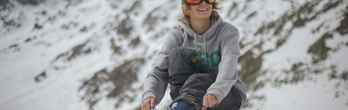 Perks Of Going Skiing Or Snowboarding by yourself in 2020